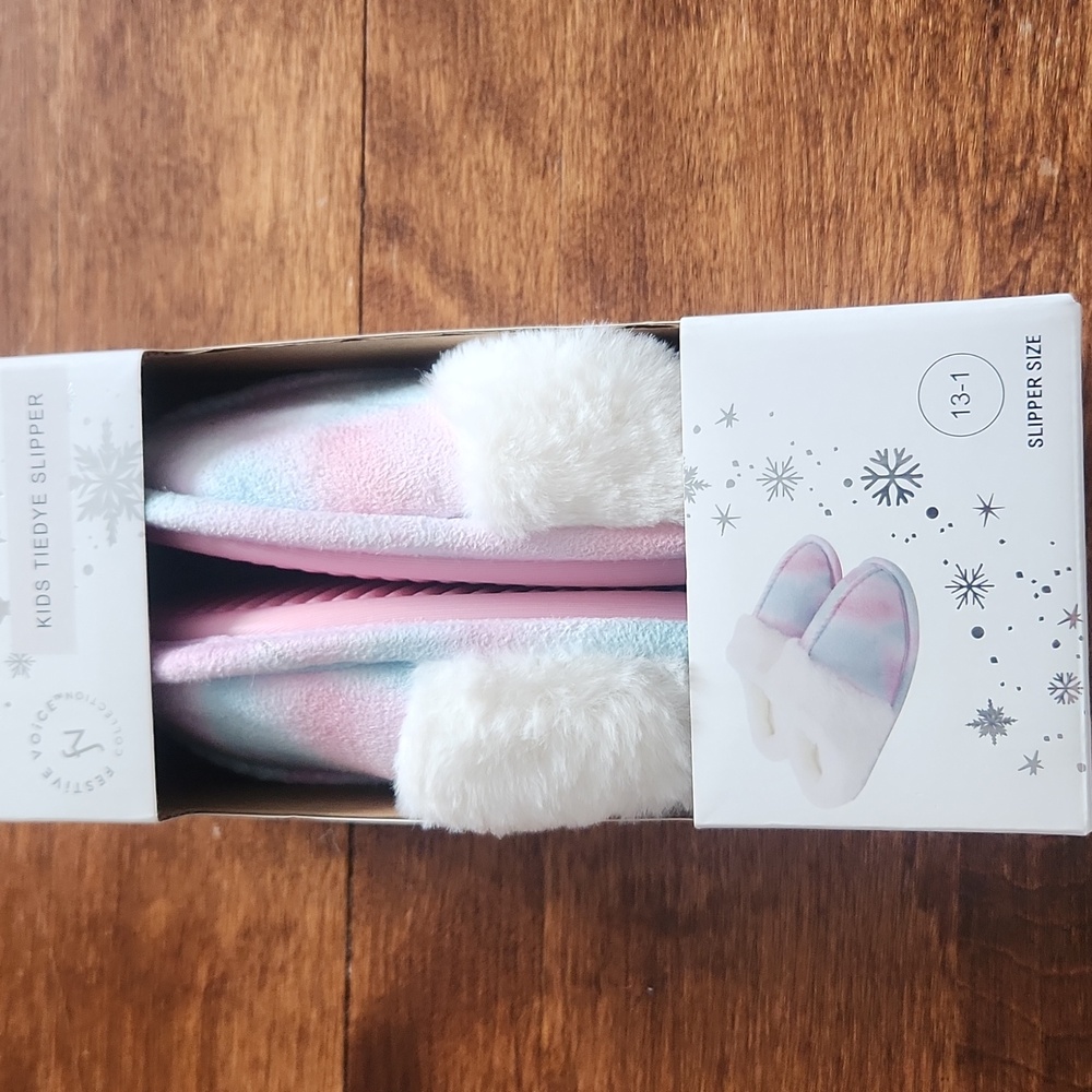 Fleece Lined Kids Slippers - Pink and Blue Pastel Tie-dye Size 13-1 NIB - Picture 5 of 6